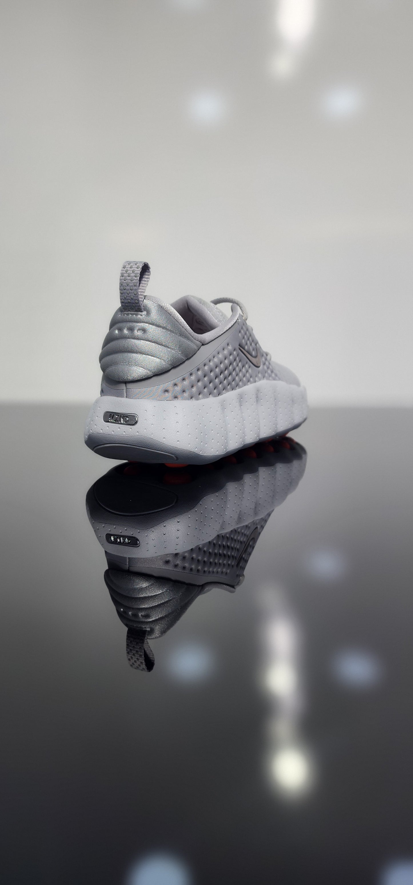 Nike Mind 002 Silver
