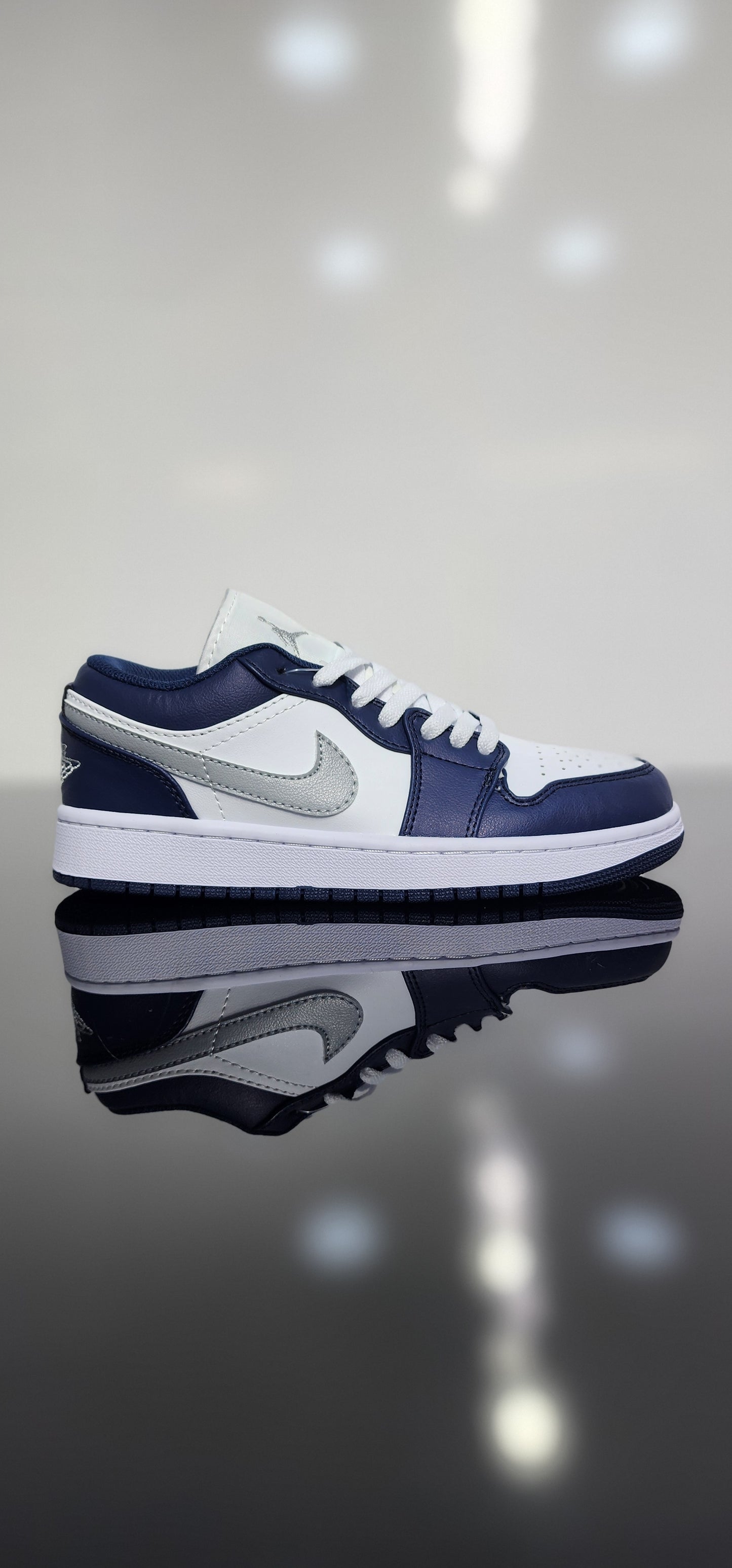 Nike Air Jordan 1