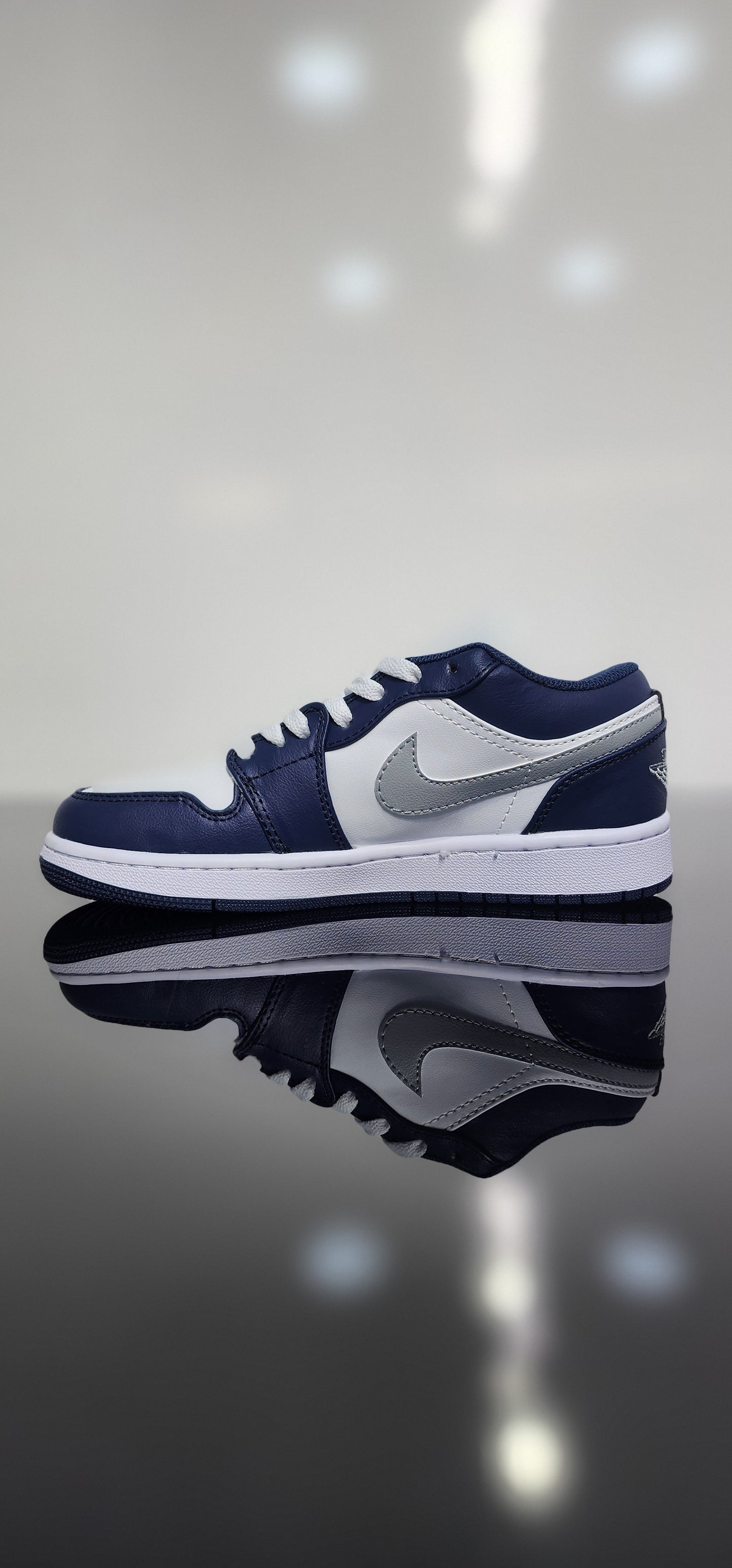 Nike Air Jordan 1