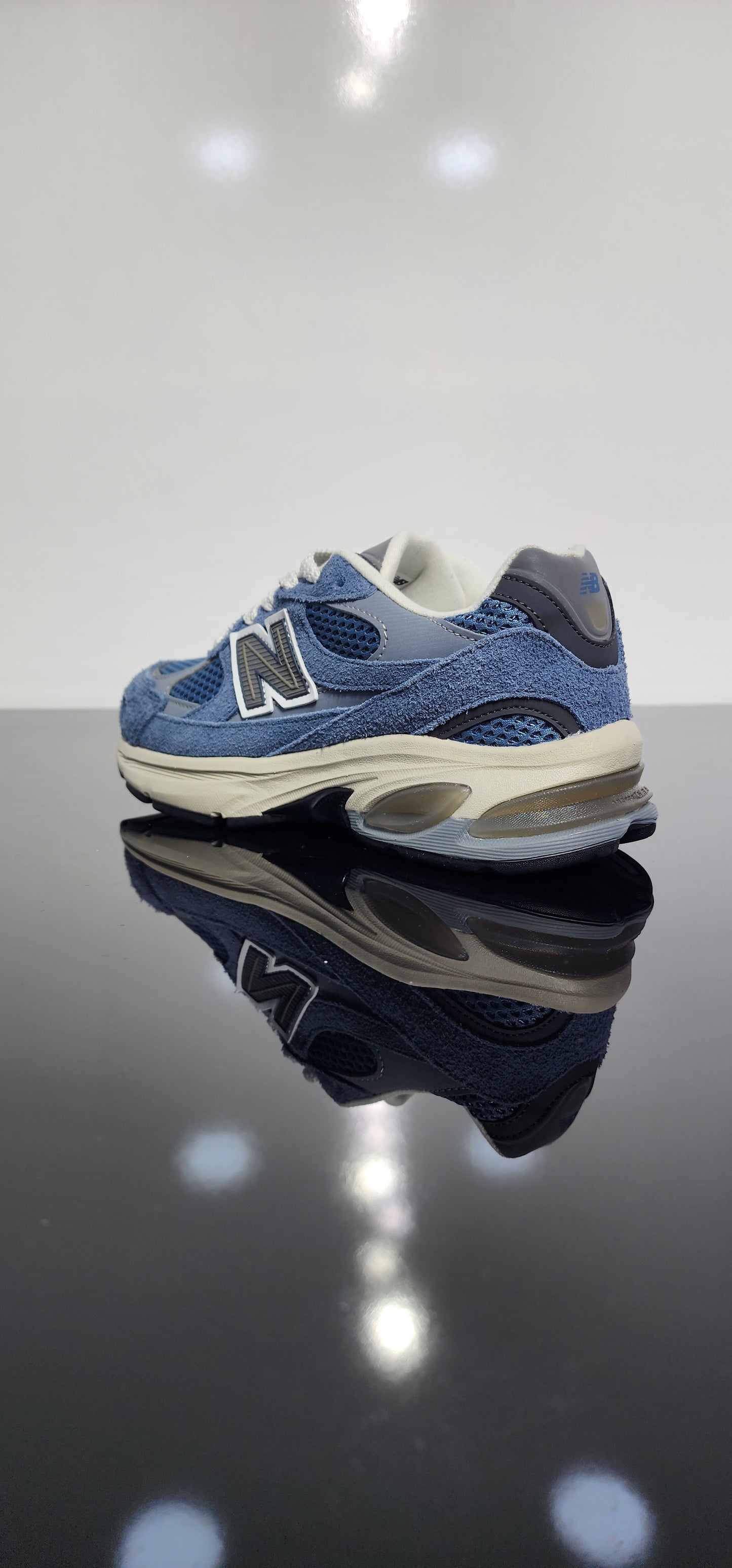 New Balance 740 (Blue)
