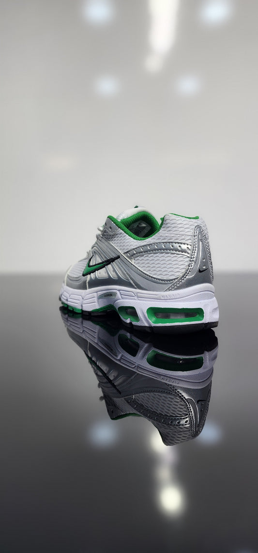 Nike Air Max Moto 2K