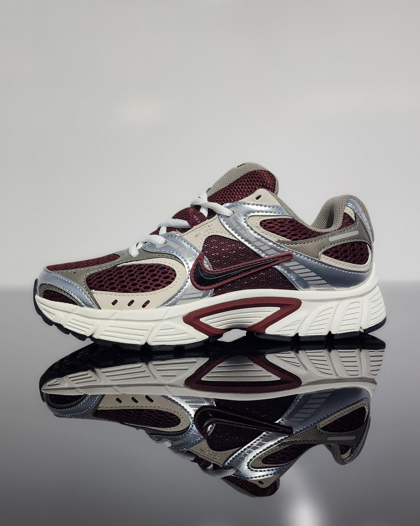 Nike P-6000 Burgundy/Silver