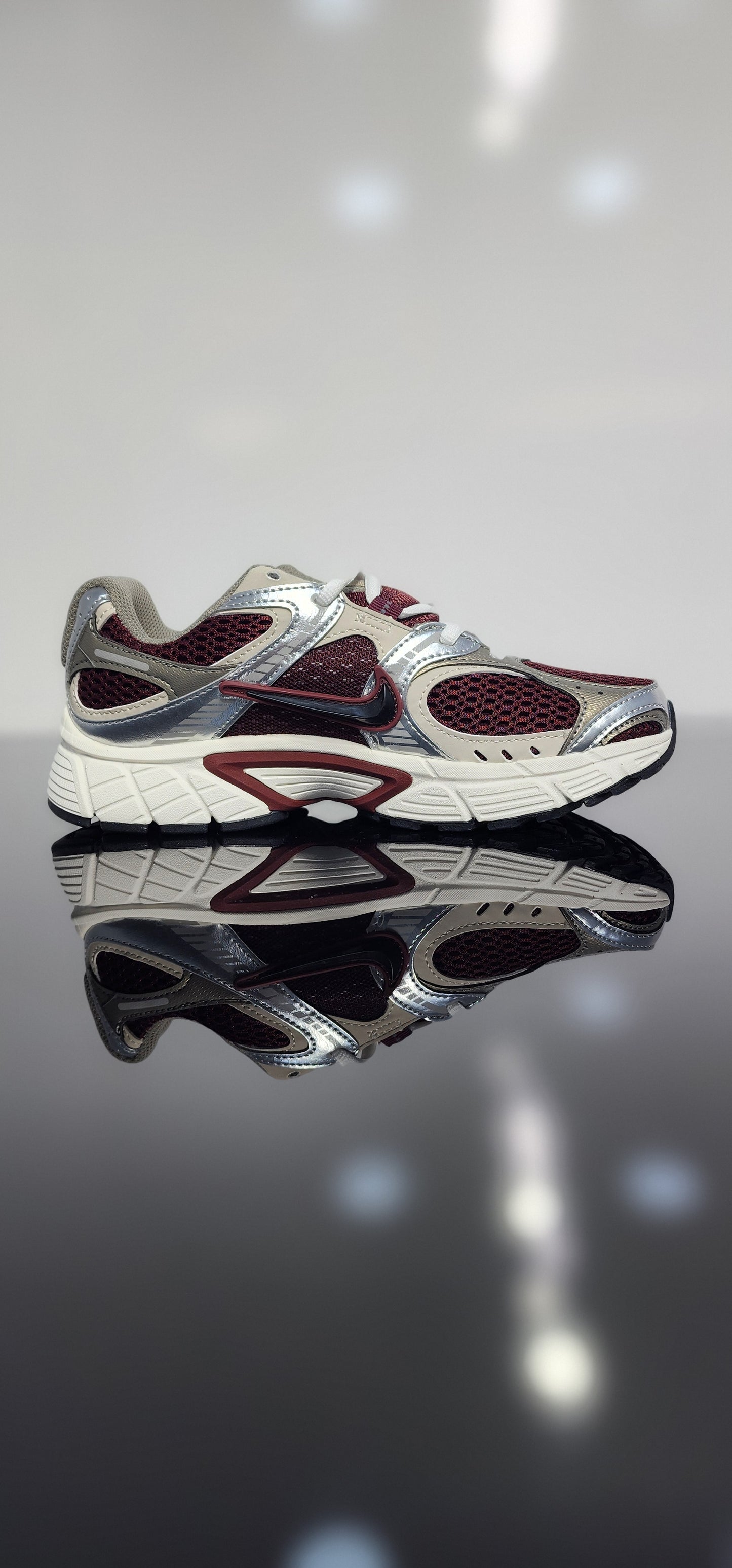 Nike P-6000 Burgundy/Silver
