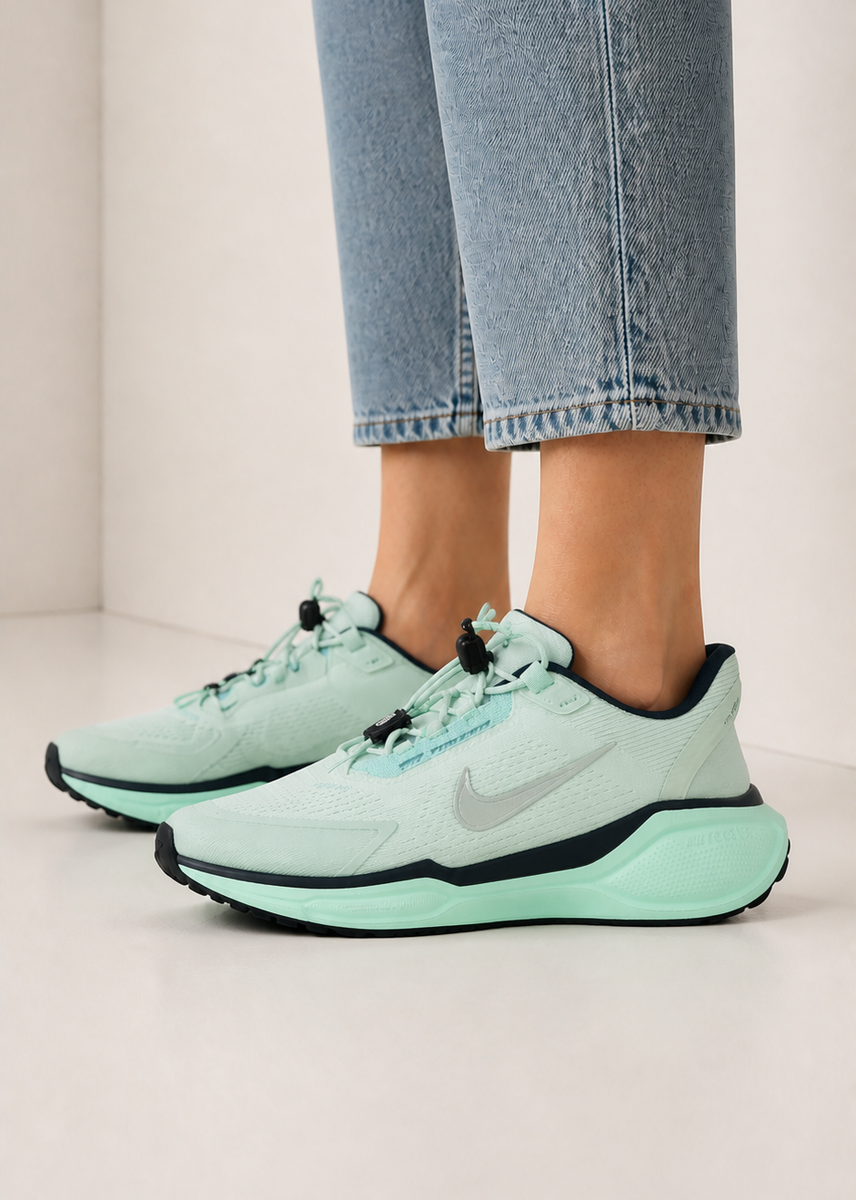 Nike Pegasus EasyOn 41 Mint Green / Sage / Black