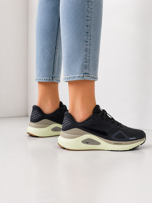Nike Performance STRUCTURE 26 - Med ash/Black