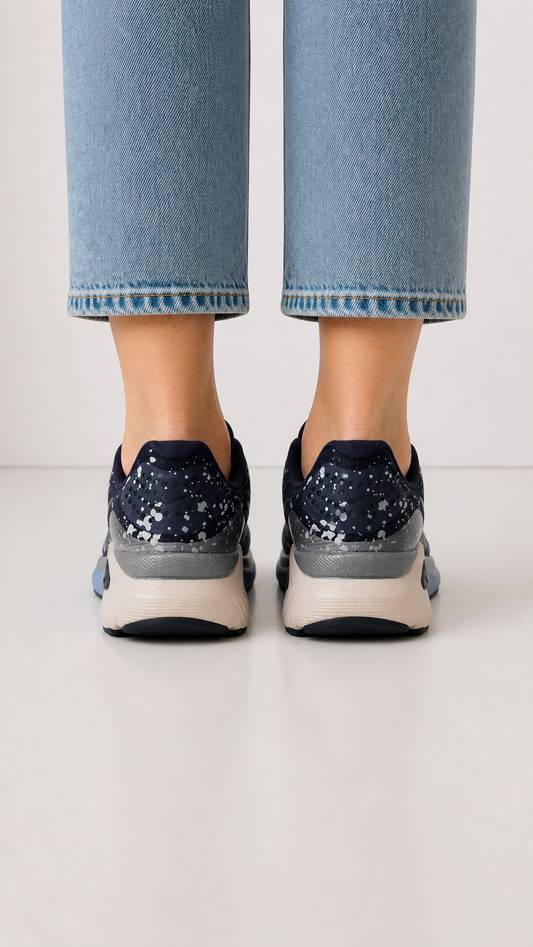 Nike Performance STRUCTURE 26 – Midnight Black/White